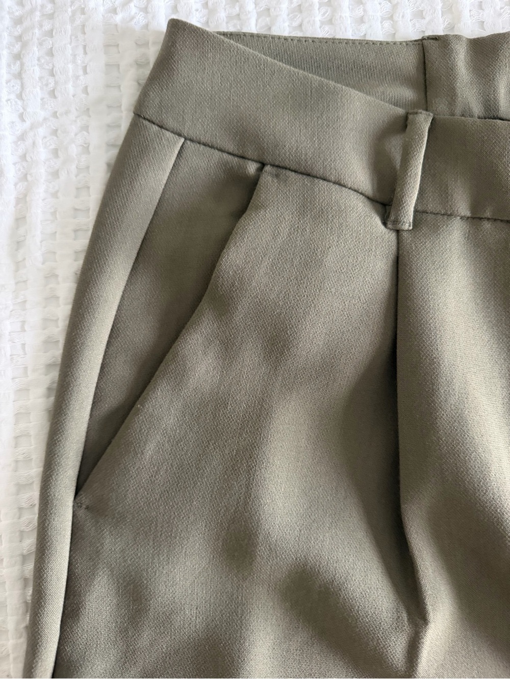Old Navy Taylor Wide Leg Trouser - Picture 7 of 8